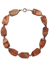 Load image into Gallery viewer, Pink Jasper and grey fresh water cultured pearls necklace - momola