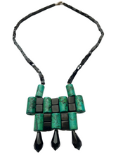 Load image into Gallery viewer, Turquoise and glass necklace - momola