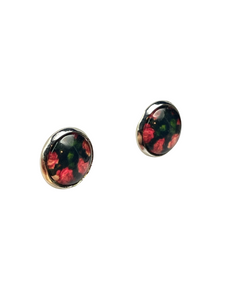 Stud earrings - momola