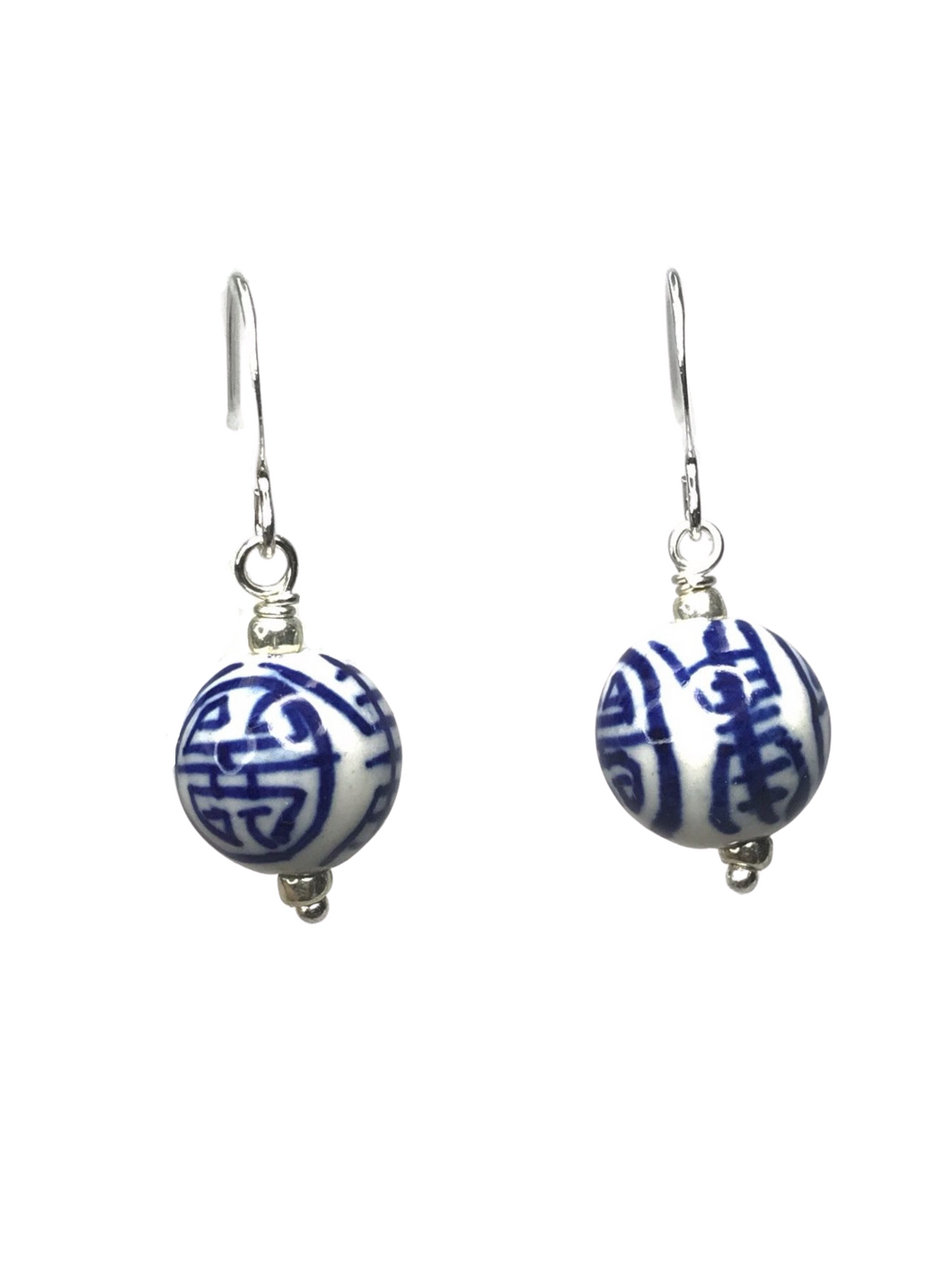 Blue & white Chinese characters - momola