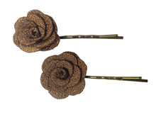 Load image into Gallery viewer, Fabric rose on bronze hair pins - momola