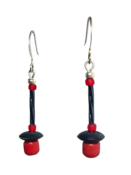 Black & red glass/wooden beads earrings - momola