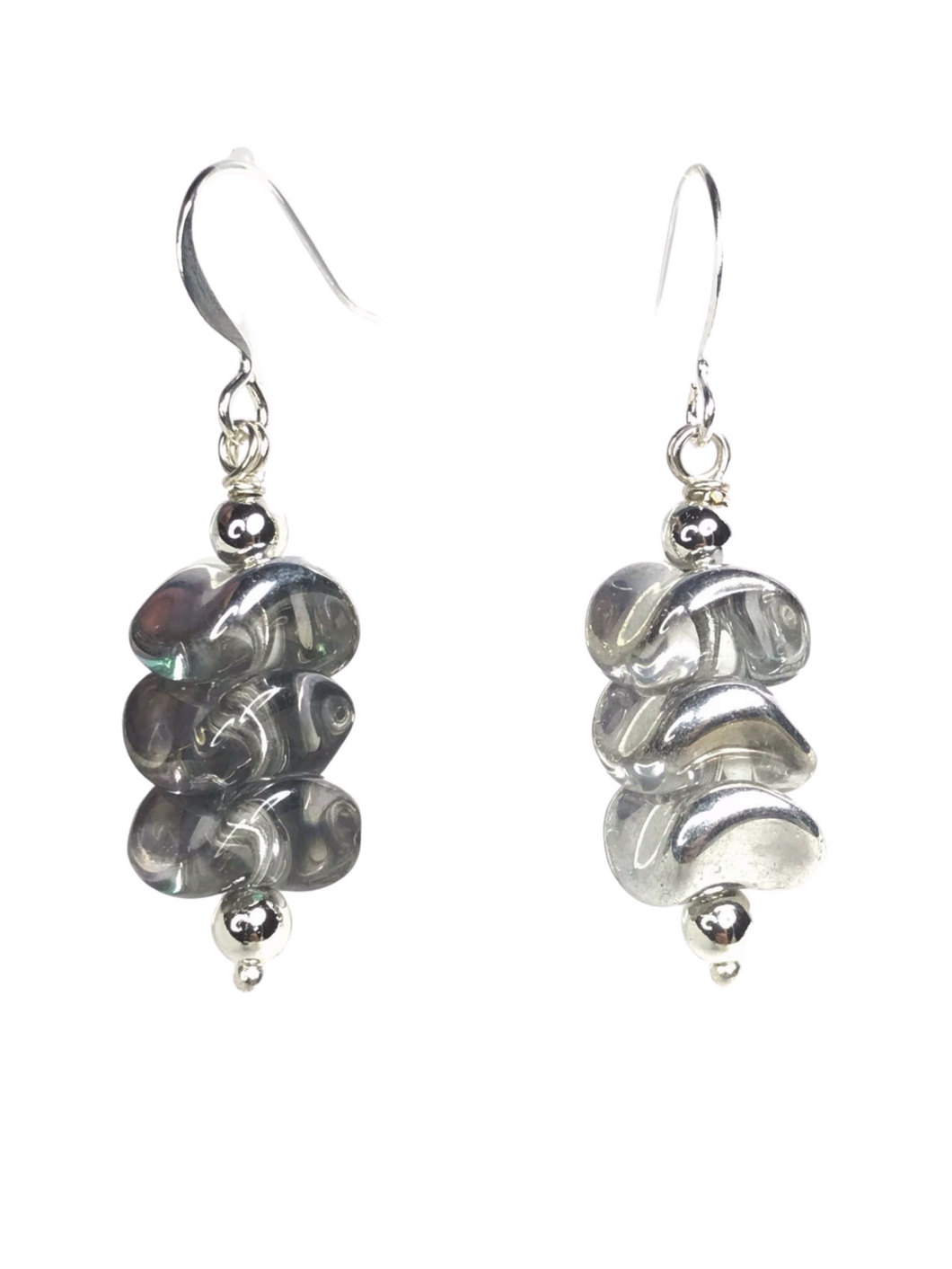 Silver tone glass earrings - momola