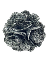 Load image into Gallery viewer, Grey flower brooch/hair clip - momola